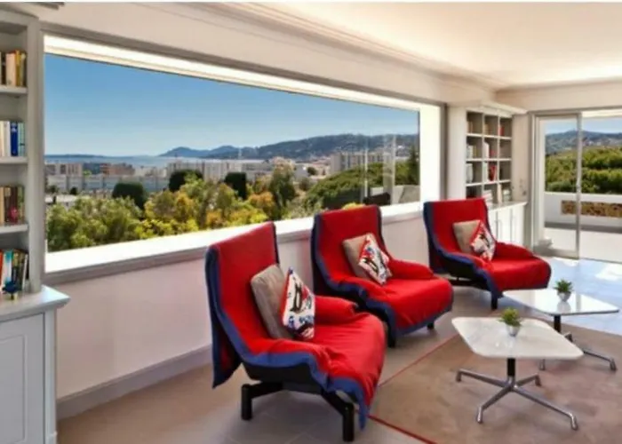 The Gatsby Mansion * Antibes